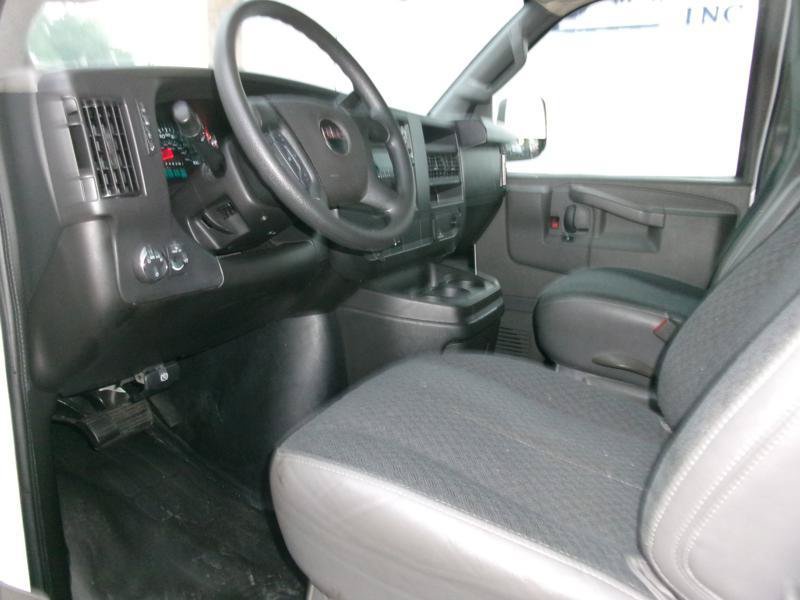 Used 2025 GMC Savana 2500 w/ Driver Convenience Package RWD image 6