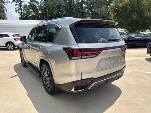 Used 2024 Lexus LX 600 F Sport AWD/4WD image 6