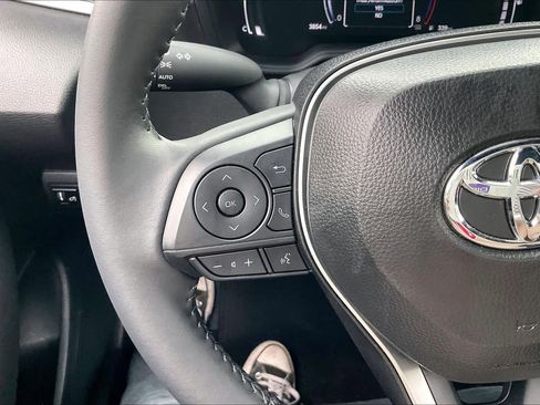 Used 2026 Toyota Corolla SE image 23