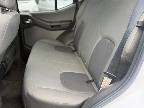 Used 2010 Nissan Xterra S image 2
