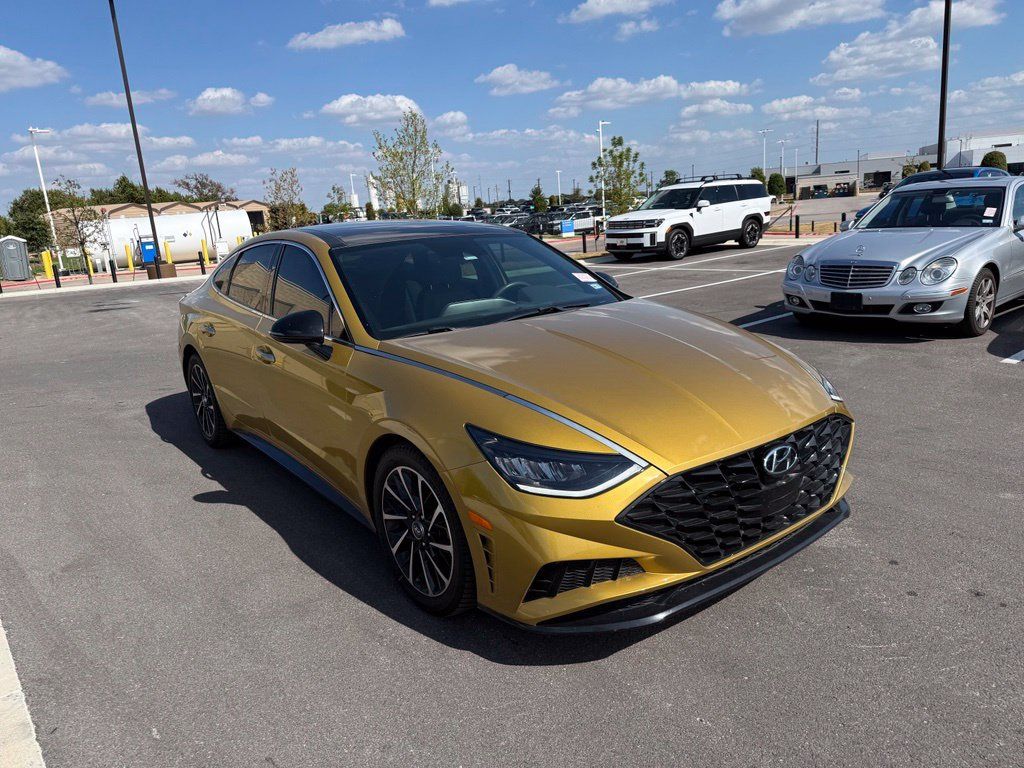 Used 2020 Hyundai Sonata SEL Plus w/ Tech Package FWD image 4