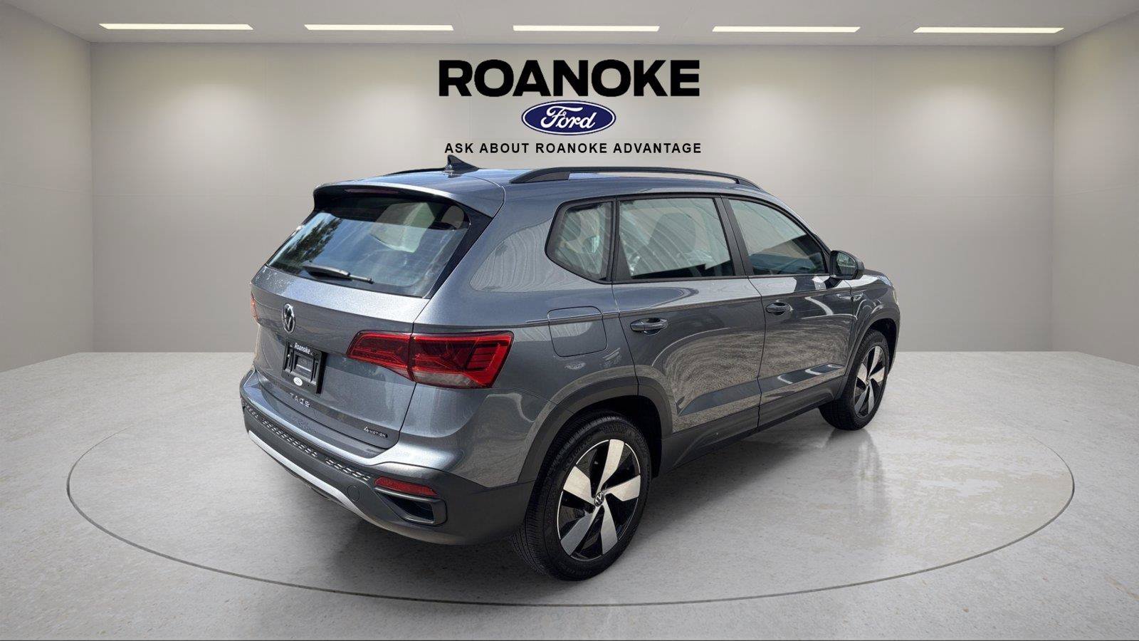 Used 2024 Volkswagen Taos S AWD/4WD image 9