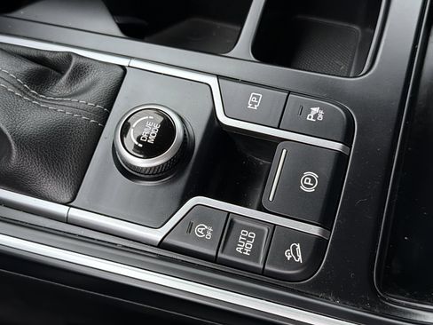 Used 2022 Kia Sorento EX w/ Panoramic Sunroof Package image 35