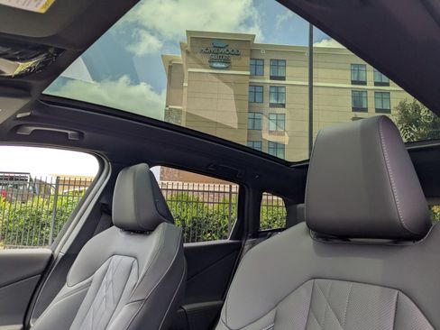 New 2025 BMW X3 xDrive30i w/ Premium Package image 17