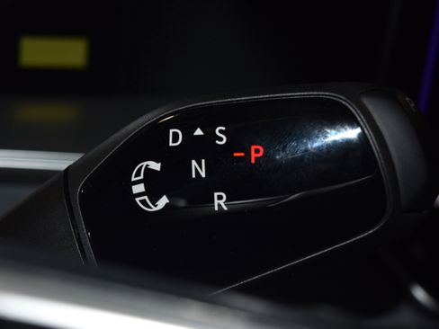 New 2026 Volkswagen Tiguan SE image 14