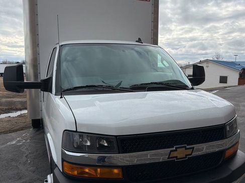 New 2026 Chevrolet Express 3500 w/ Power Convenience Package image 3