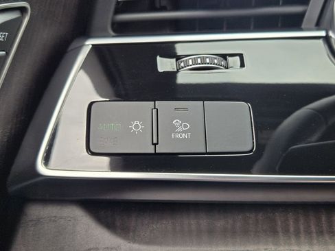 Certified 2024 Audi Q7 3.0T Premium Plus image 28