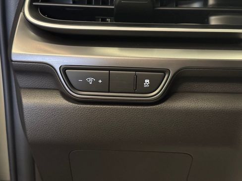 Used 2026 Kia Carnival SX Prestige FWD image 18