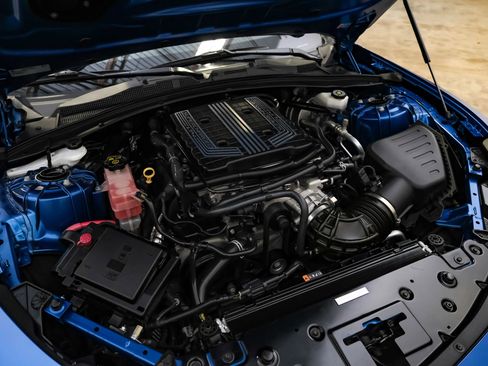 Used 2018 Chevrolet Camaro ZL1 image 34