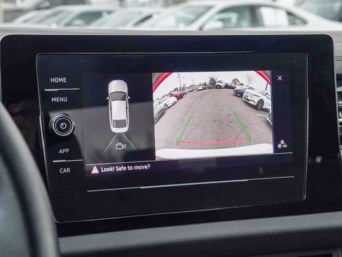 Used 2025 Volkswagen Jetta Sport image 22