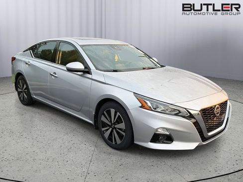 Used 2022 Nissan Altima 2.5 SL FWD image 6