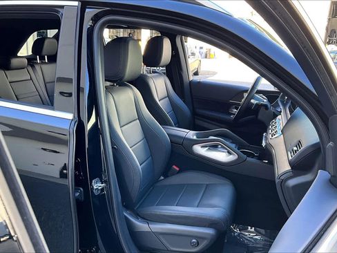 Used 2025 Mercedes-Benz GLE 350 4MATIC image 8