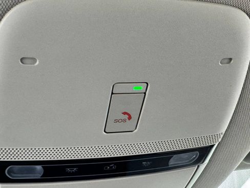 Certified 2024 Nissan Ariya AWD image 31