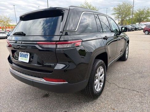 Used 2022 Jeep Grand Cherokee Limited AWD/4WD image 5