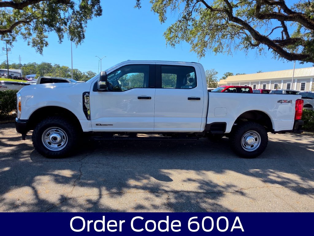 New 2026 Ford F250 XL w/ XL Off-Road Package AWD/4WD image 2