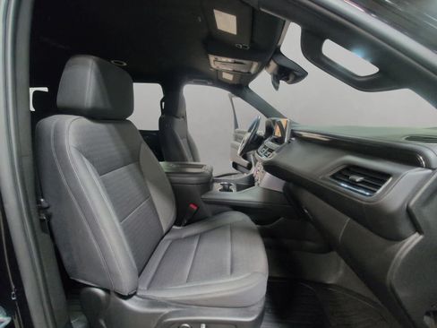 Used 2023 GMC Yukon SLE image 15