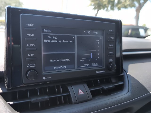 Used 2022 Toyota RAV4 XLE w/ Convenience Package FWD image 13