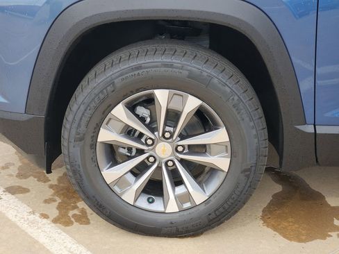 New 2026 Chevrolet Equinox LT image 8