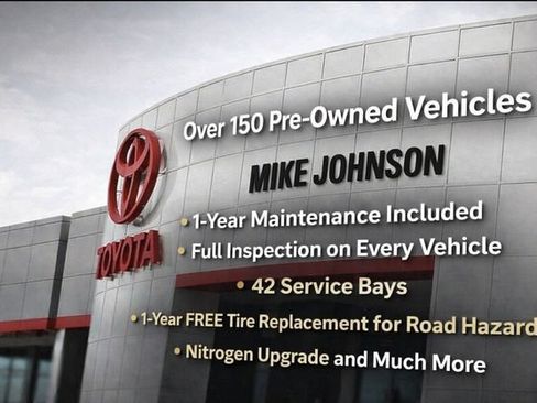 Used 2025 Toyota RAV4 XLE AWD/4WD image 3
