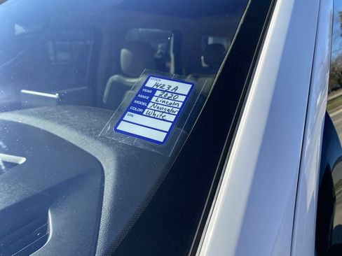 Used 2020 Lincoln Navigator Reserve w/ Luxury Package image 13