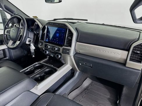 Used 2022 Ford F250 Lariat w/ Tremor Off-Road Package image 29