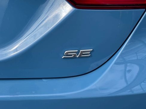 Used 2023 Toyota Camry SE image 29