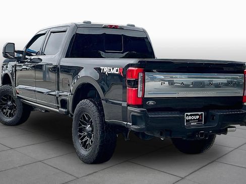 Used 2025 Ford F250 Platinum w/ Platinum Plus Package AWD/4WD image 12