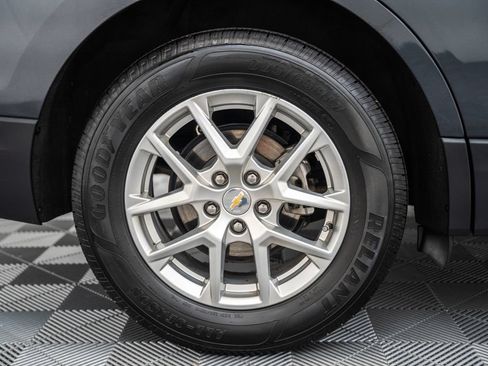 Used 2022 Chevrolet Equinox LS w/ LS Convenience Package AWD/4WD image 16