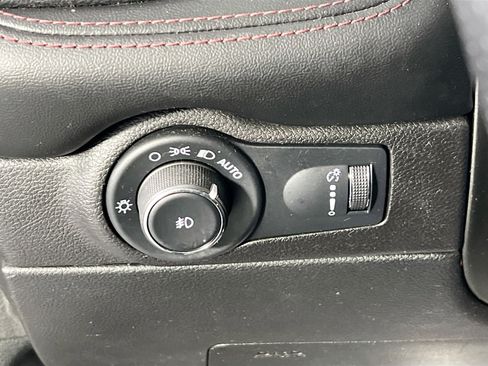 Used 2022 Dodge Durango R/T w/ Blacktop Package image 10