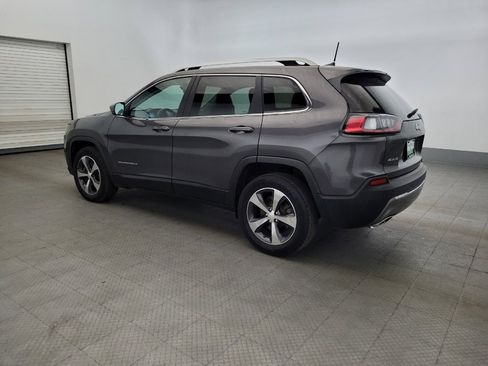 Used 2019 Jeep Cherokee Limited AWD/4WD image 3