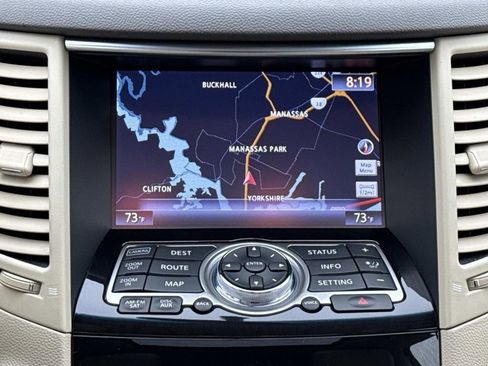 Used 2017 INFINITI QX70 AWD w/ Premium Package image 14
