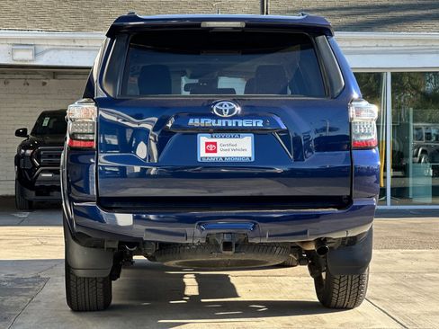 Used 2023 Toyota 4Runner SR5 Premium image 5
