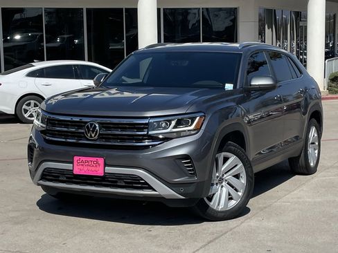 Used 2023 Volkswagen Atlas Cross Sport SE image 11