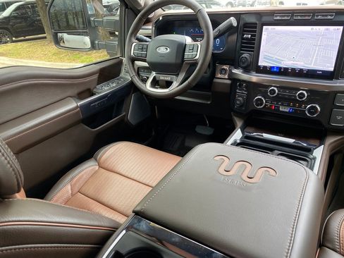 Used 2024 Ford F250 King Ranch w/ Chrome Package image 15