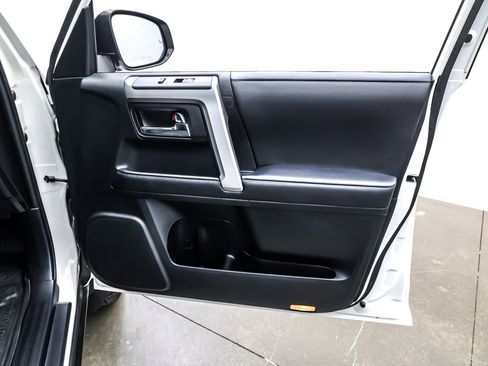 Used 2023 Toyota 4Runner SR5 Premium image 25