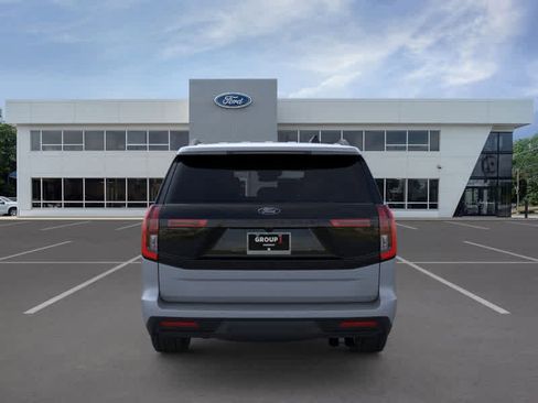 New 2026 Ford Expedition Tremor image 5