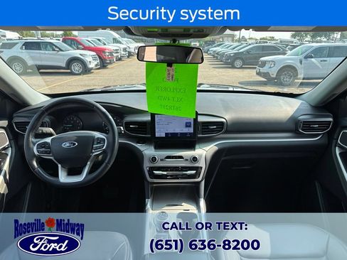 Used 2023 Ford Explorer XLT w/ Equipment Group 202A AWD/4WD image 11