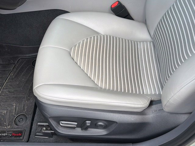 Used 2023 Toyota Camry SE FWD image 20