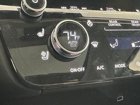 Certified 2025 INFINITI QX60 Luxe w/ Lighting Package (N94) image 22