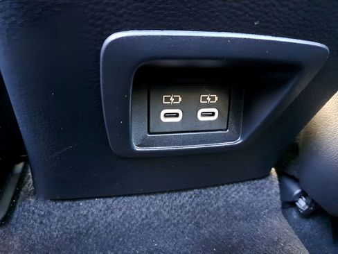 Used 2023 Toyota Corolla Cross XSE w/ Convenience Package image 10