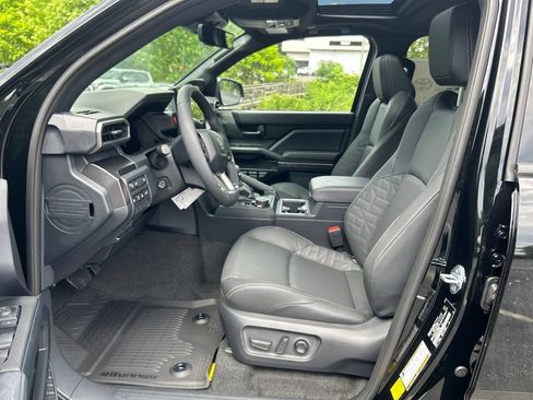 New 2026 Toyota 4Runner TRD Off-Road Premium AWD/4WD image 9