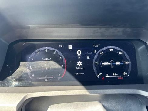 Used 2025 Toyota Tacoma TRD Off-Road AWD/4WD image 32