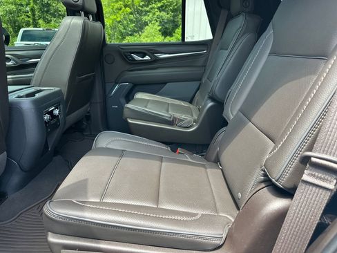 Used 2022 GMC Yukon Denali w/ Max Trailering Package AWD/4WD image 21