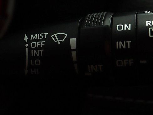 Used 2023 Toyota RAV4 XLE image 24