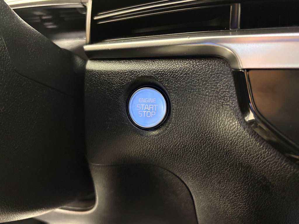 Used 2025 Kia Sorento S w/ Panoramic Sunroof Package FWD image 24