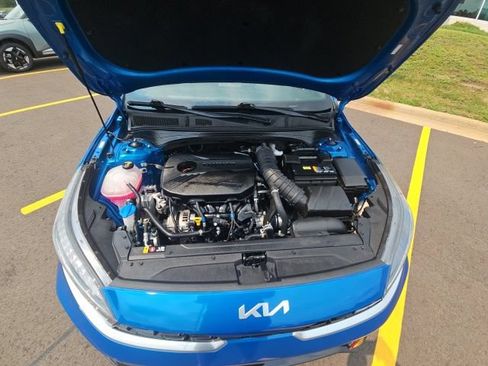 Used 2023 Kia Forte GT w/ GT2 Package FWD image 3