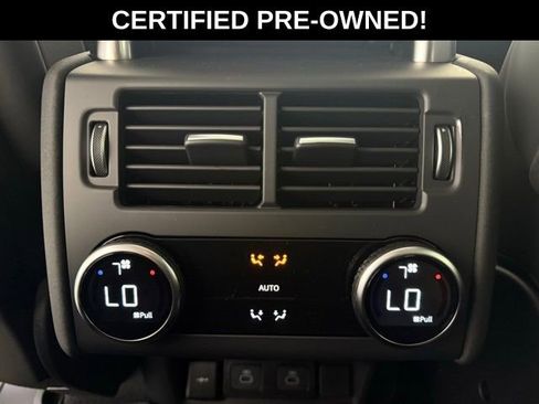 Certified 2025 Land Rover Discovery Dynamic SE AWD/4WD image 26