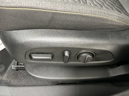 Used 2020 Chevrolet Equinox LT AWD/4WD image 10
