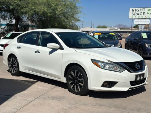 Used 2018 Nissan Altima 2.5 SV FWD image 3