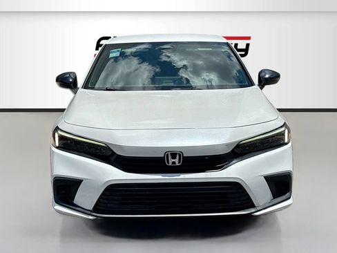 Used 2022 Honda Civic Sport image 2